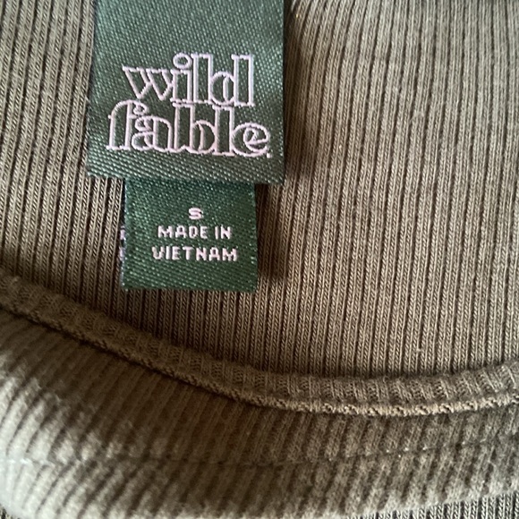 Dress - Picture 3 of 3